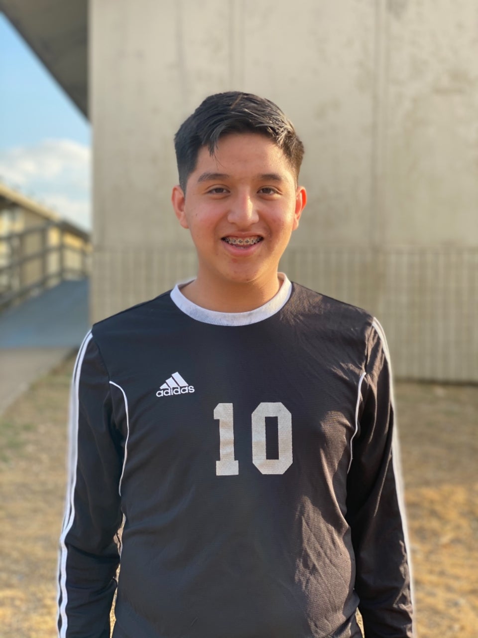 Bryan Flores
