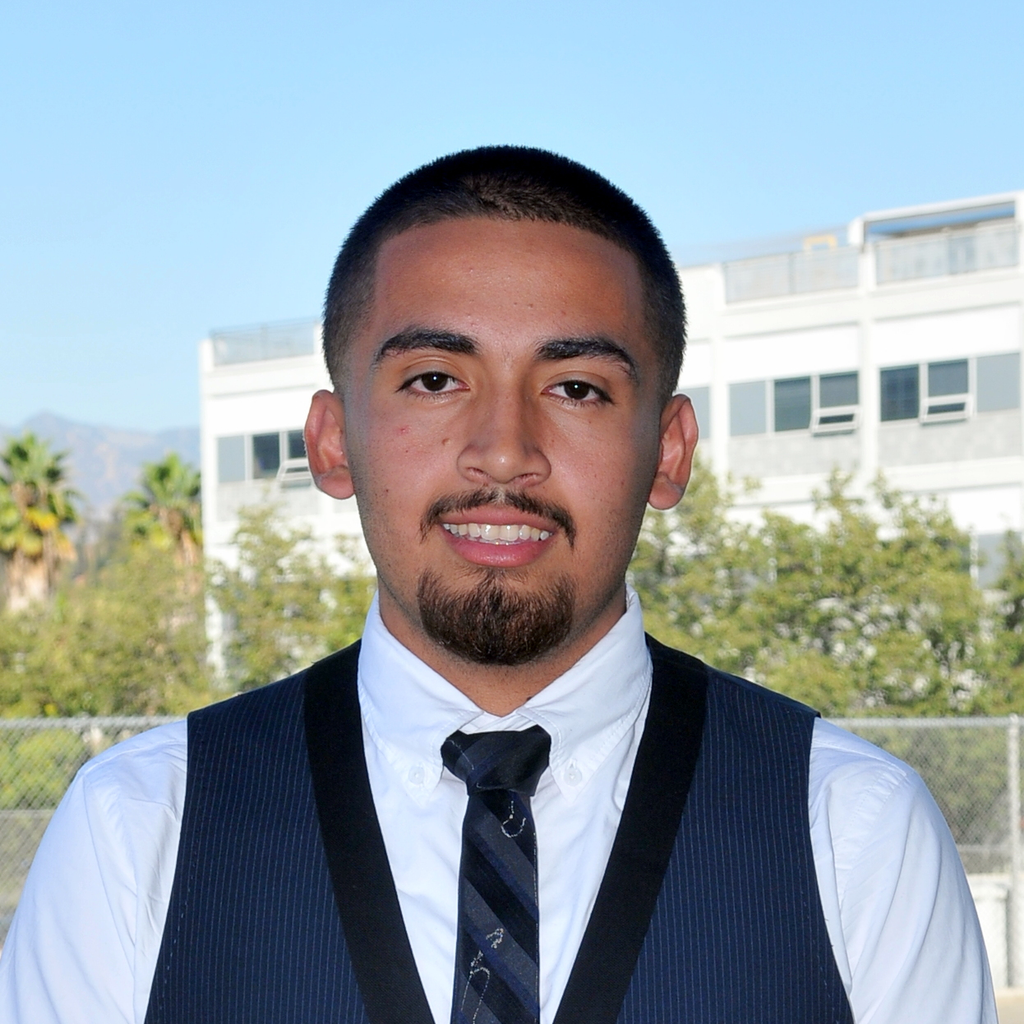 Luis Cruz mugshot