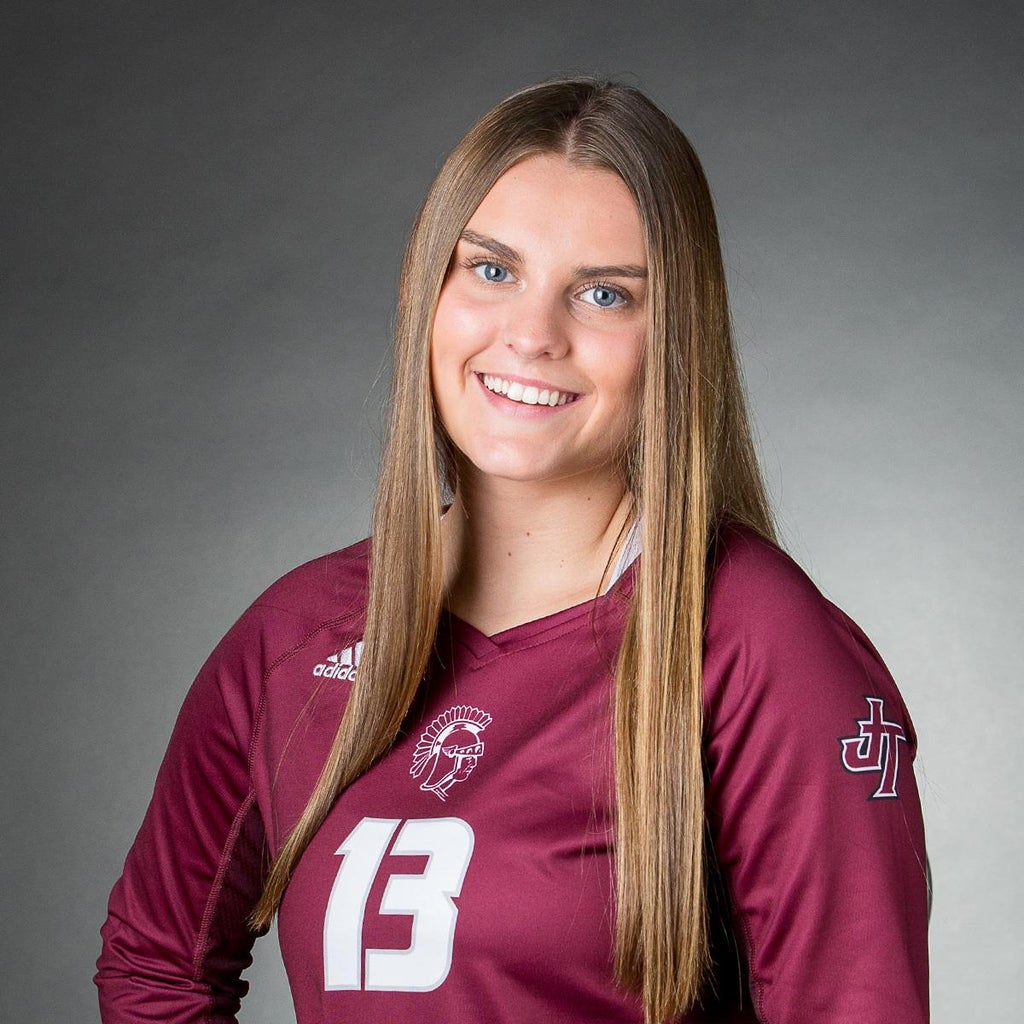 Olivia Darr