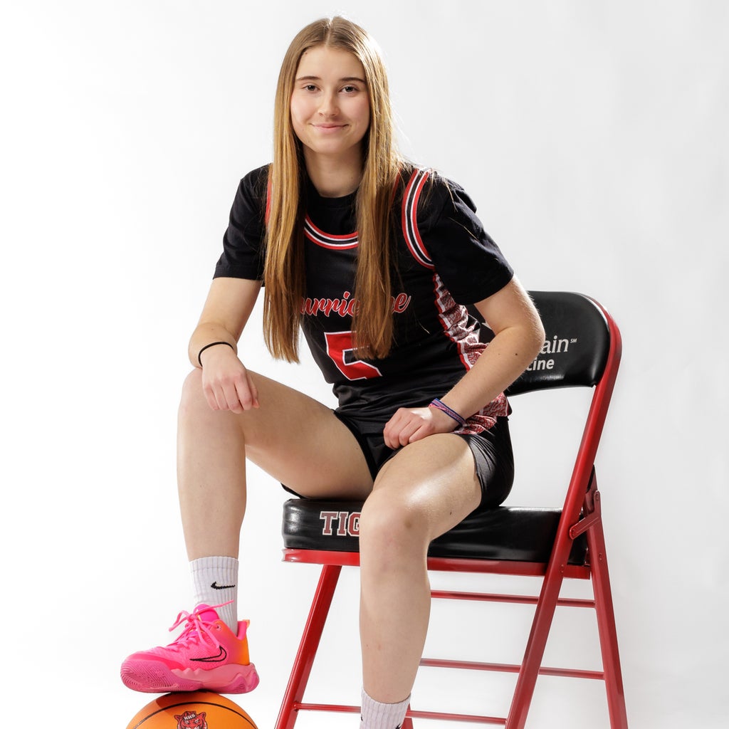 Noemie Heizinger mugshot