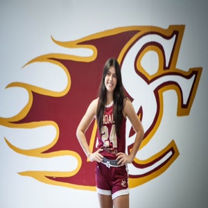 Sarah Davis (2025) mugshot