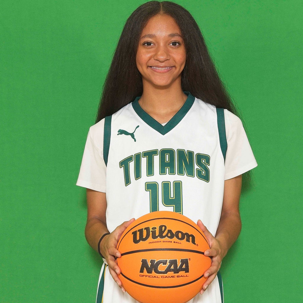 Nova Girls Basketball Roster (202324)