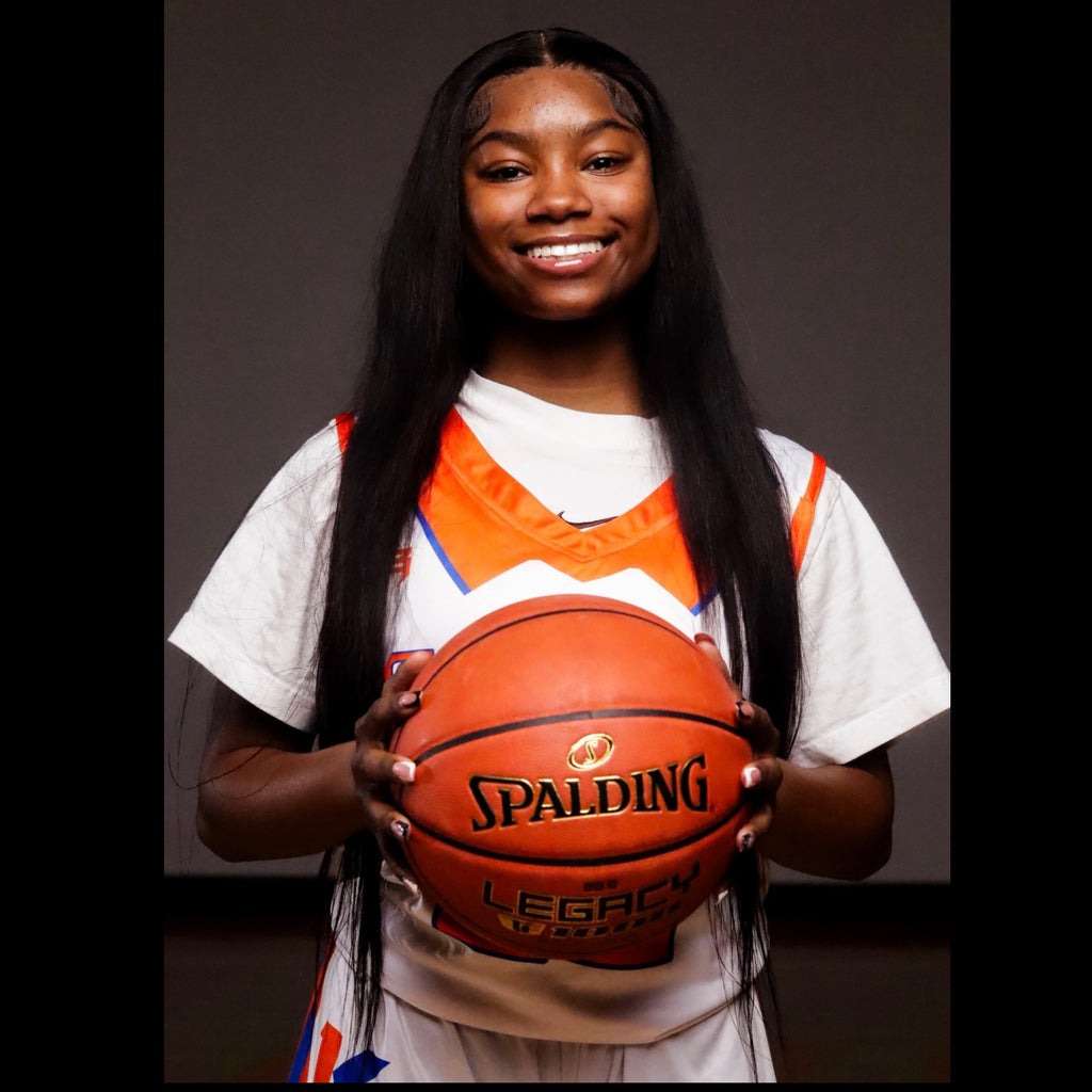 Marzhyia  Barrett  mugshot