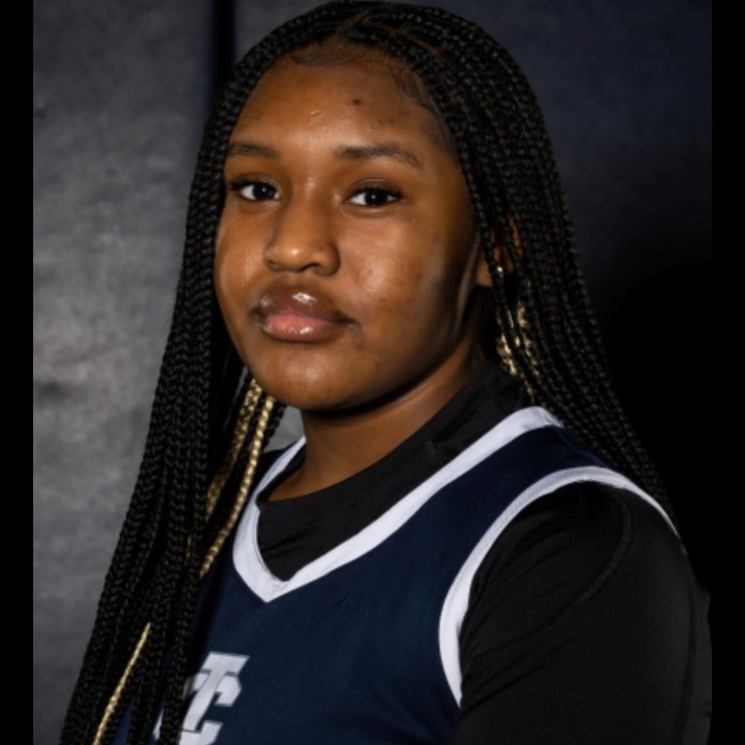 Nila Giraud mugshot
