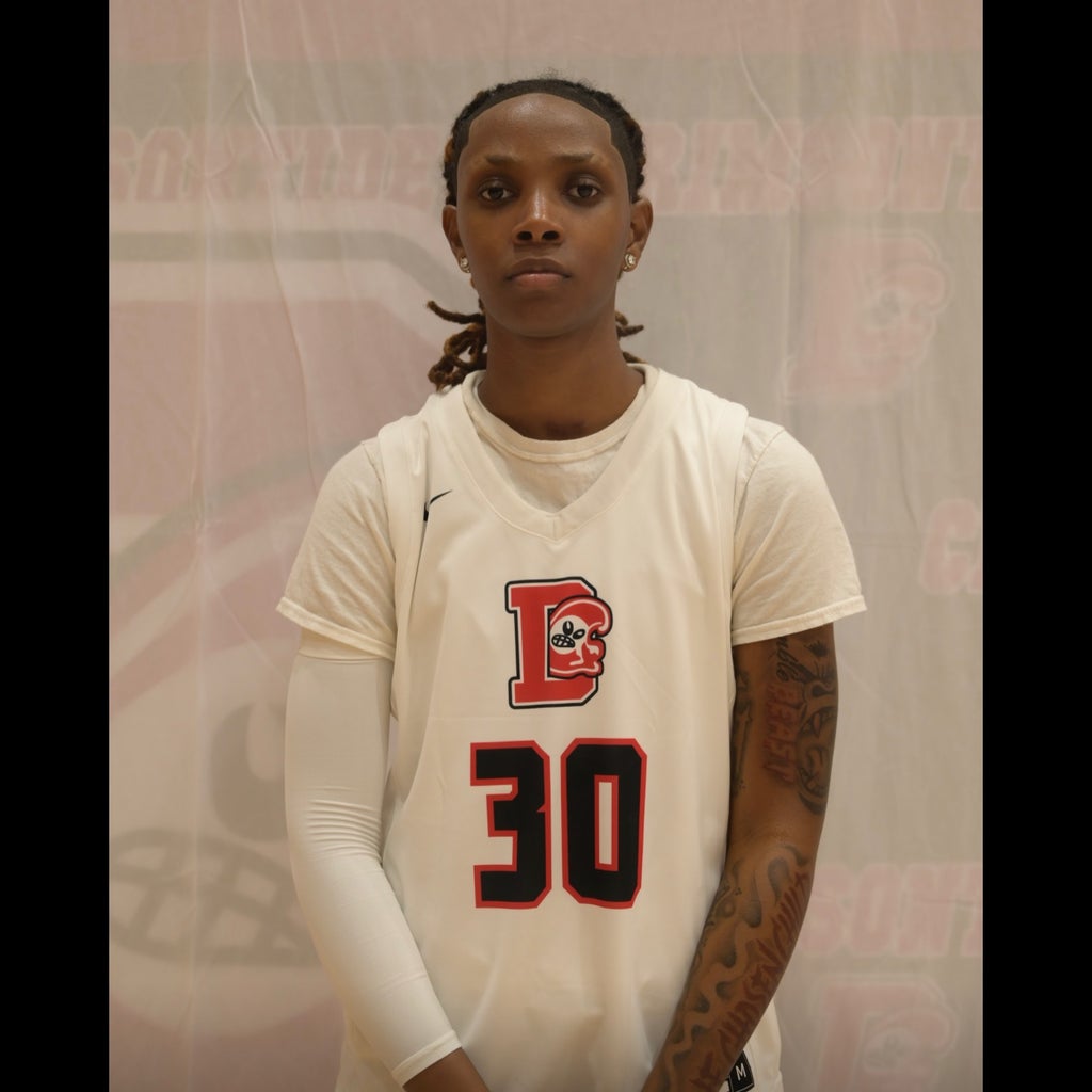 Precious  Hill mugshot