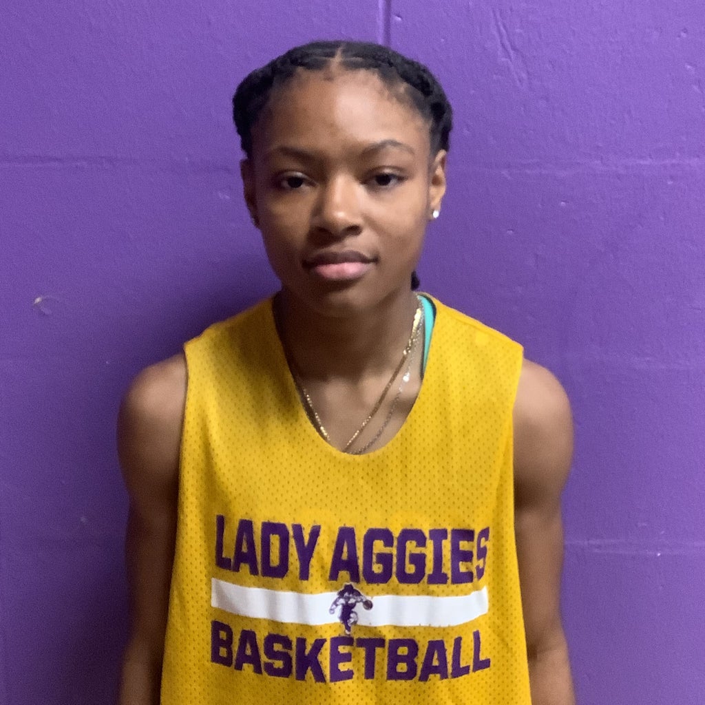 Cynia Wright mugshot