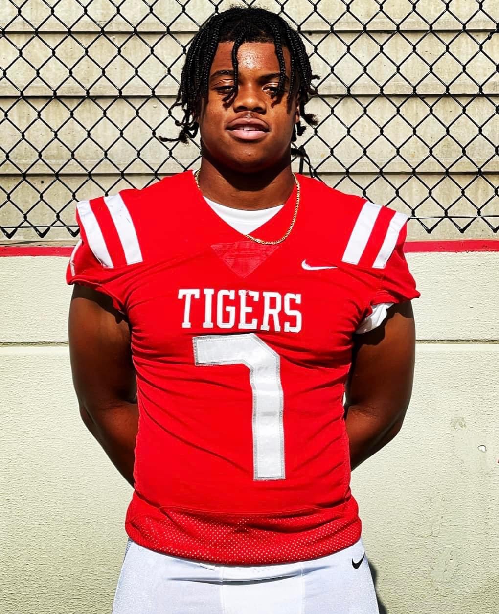 Jaquavious "jay" Moss