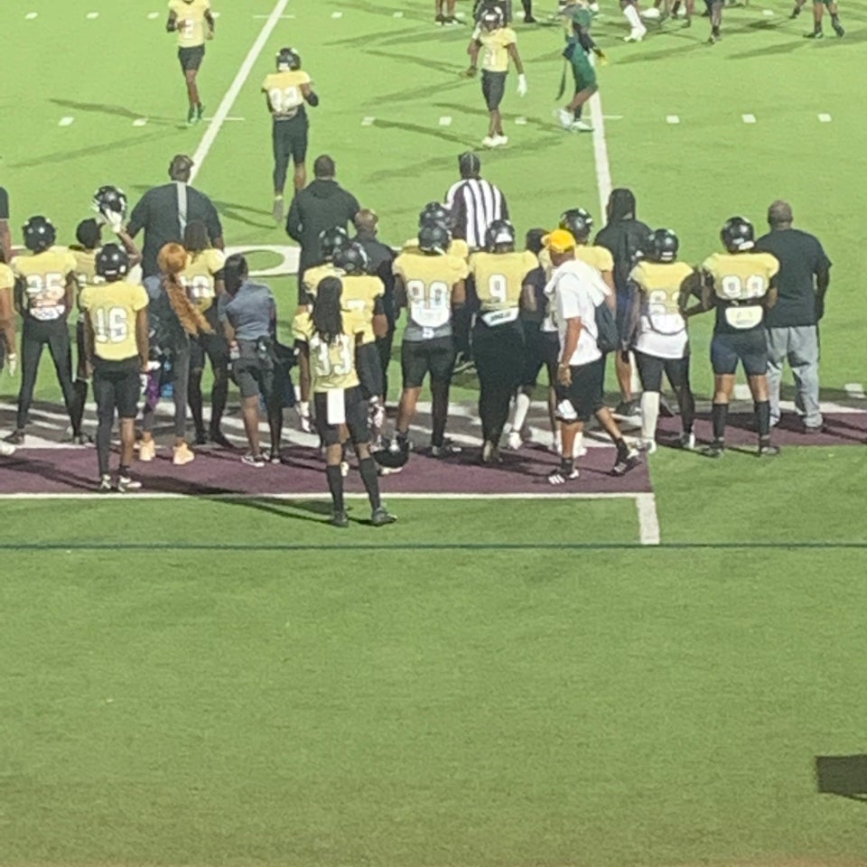 South Oak Cliff Football Roster (202223)