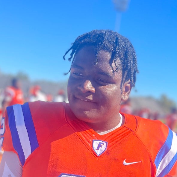 East St. Louis Football Roster (202223)