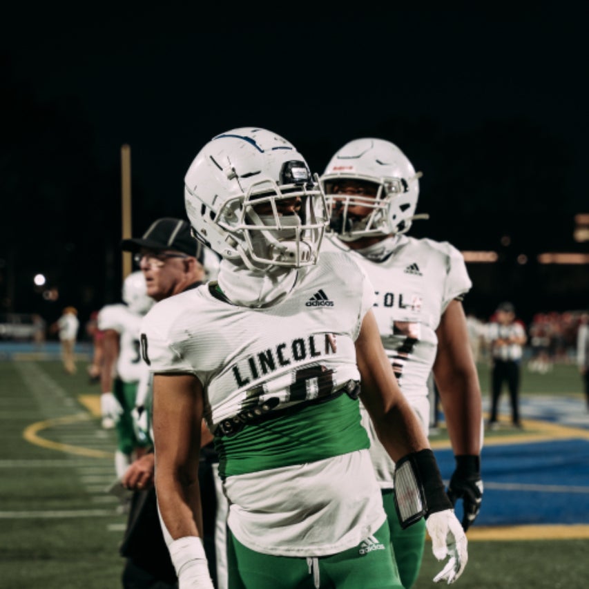 Lincoln Football Roster (202223)