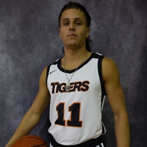 Ladainian  Serrano