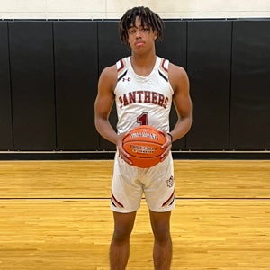 Isaiah Lee