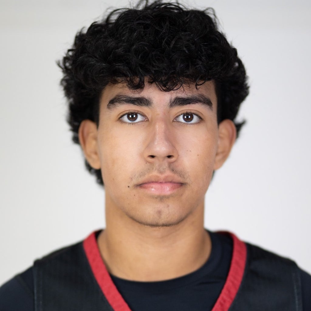 KENNY VAZQUEZ