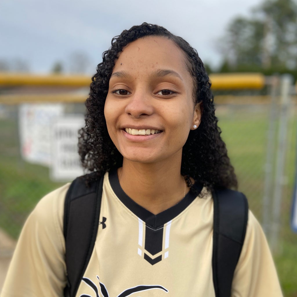 De'Yanna Adams