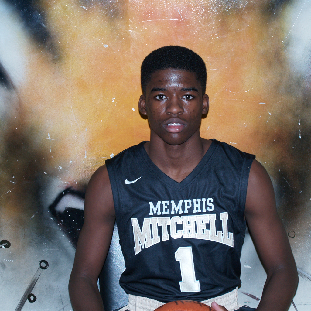 Naba Echols