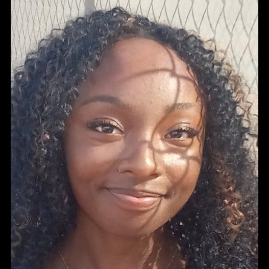 D'onna Laury mugshot