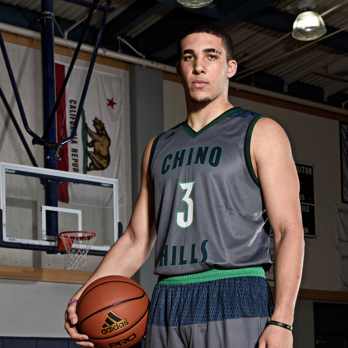 LiAngelo Ball Can Score From ANYWHERE! Drops 41 Points At Maxpreps Holiday  Classic 