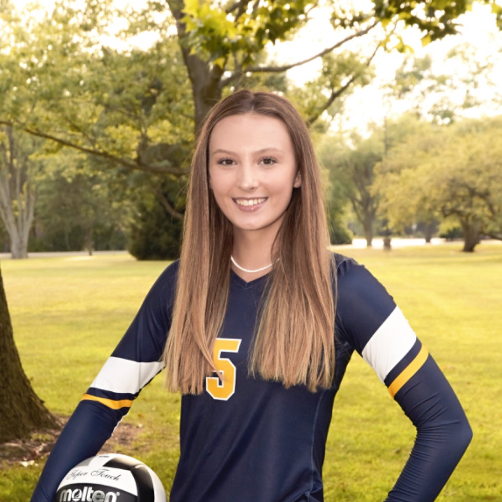 Maddie  Mergen