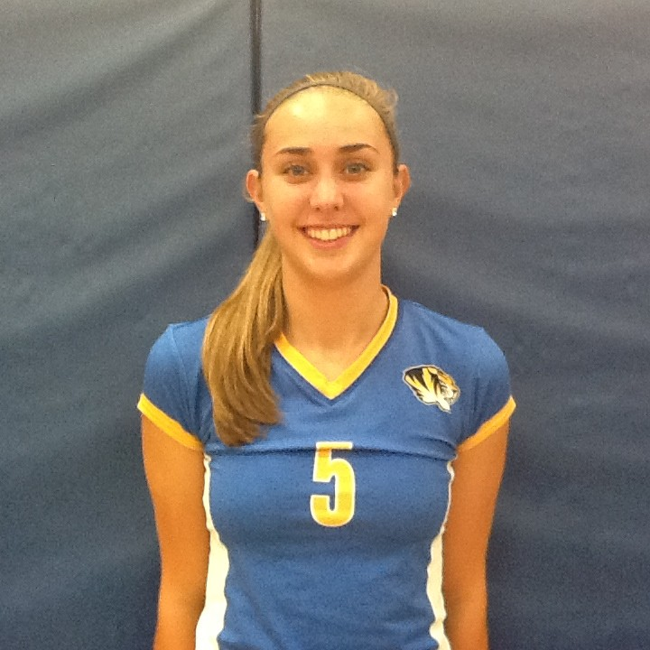 Olivia Stauss mugshot