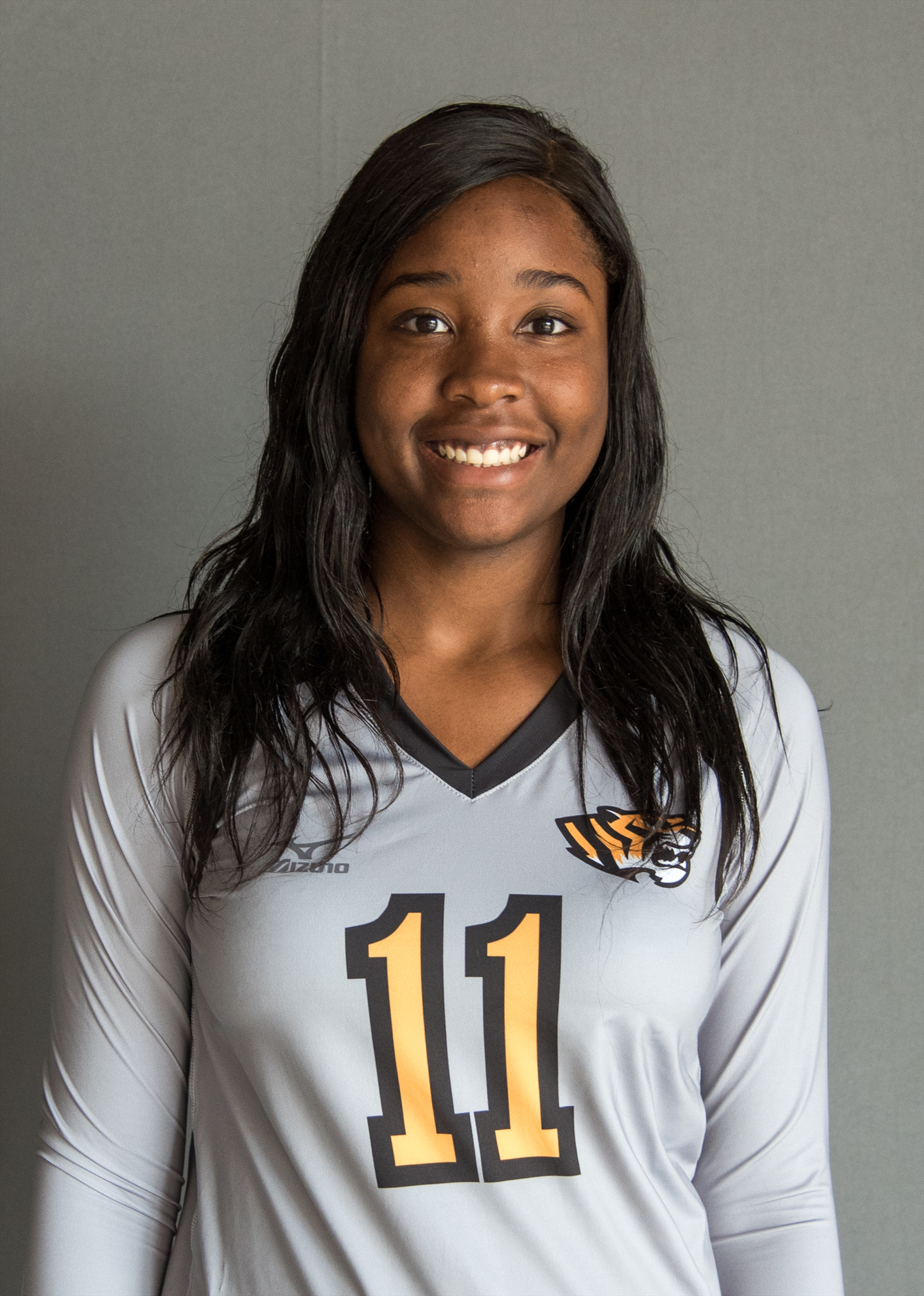 Shania Mathews