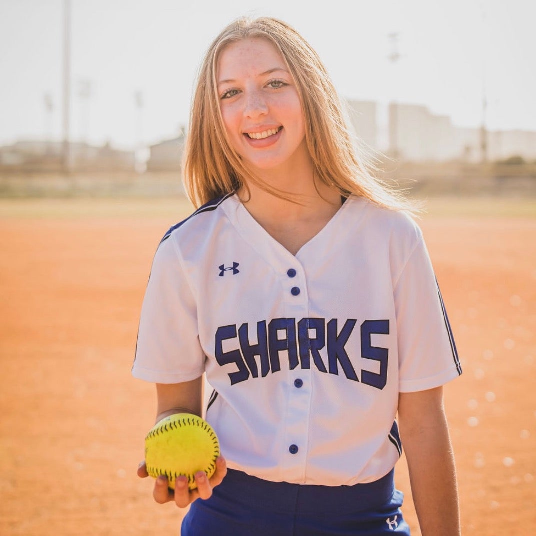 Sydney  Davis 