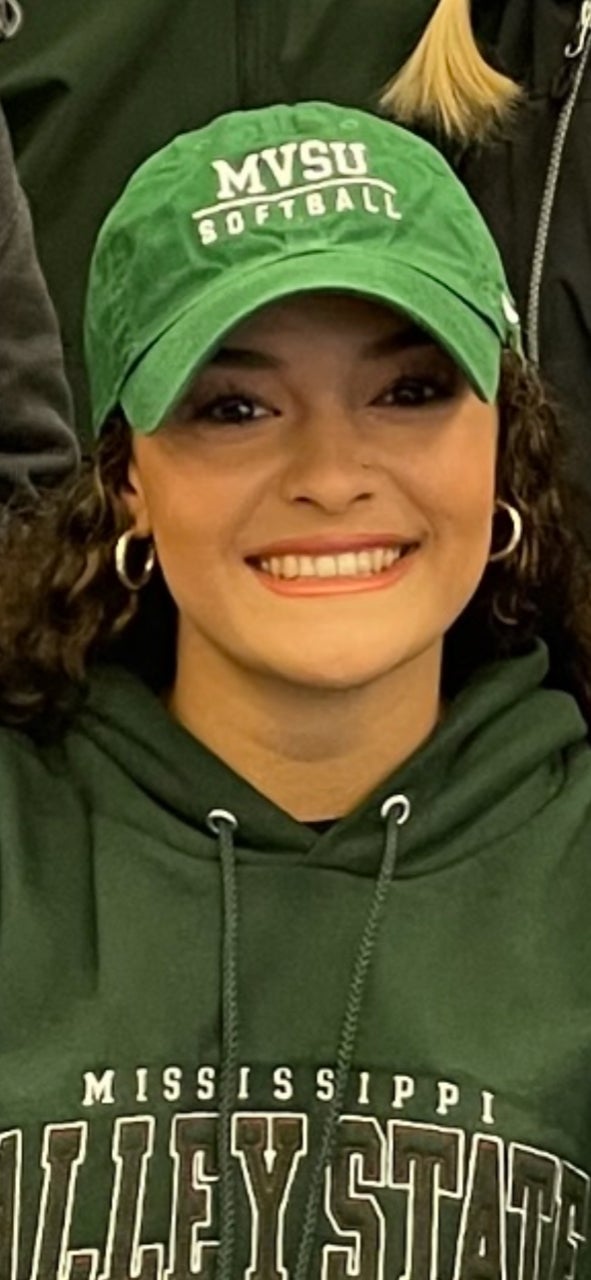 Bella Robinson