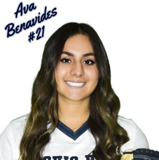 Ava Benavides