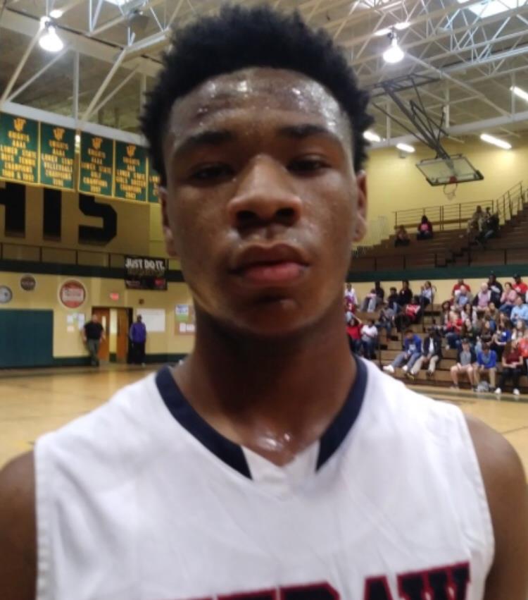 Xavier Dixon