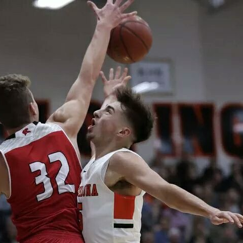 Levi Nienhaus-borchert