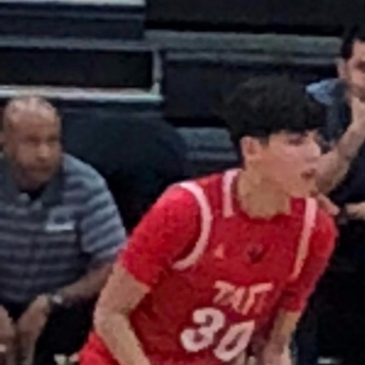 Noah Flores