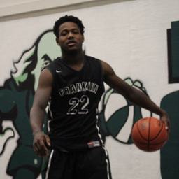 Nikeari Richardson