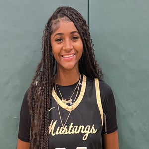 Aniyah Whipper mugshot