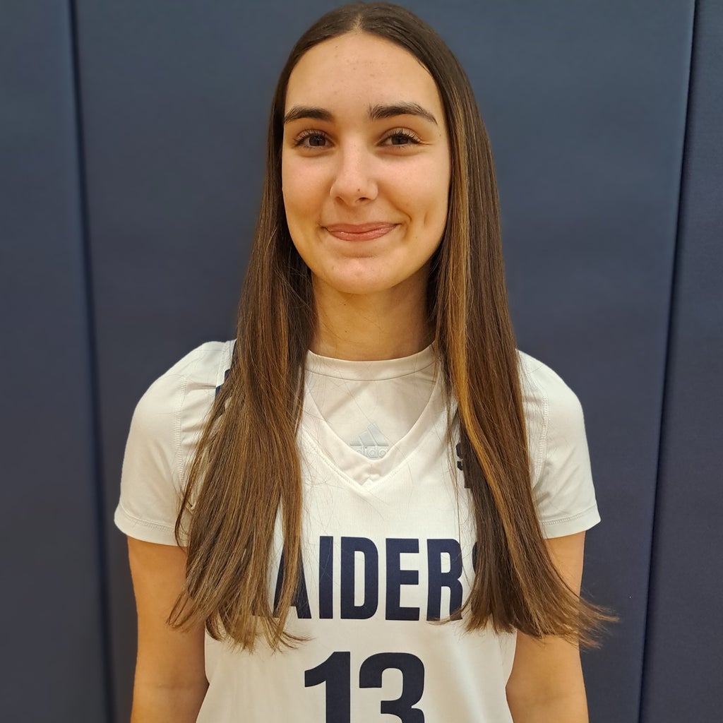 Makenzie Pires