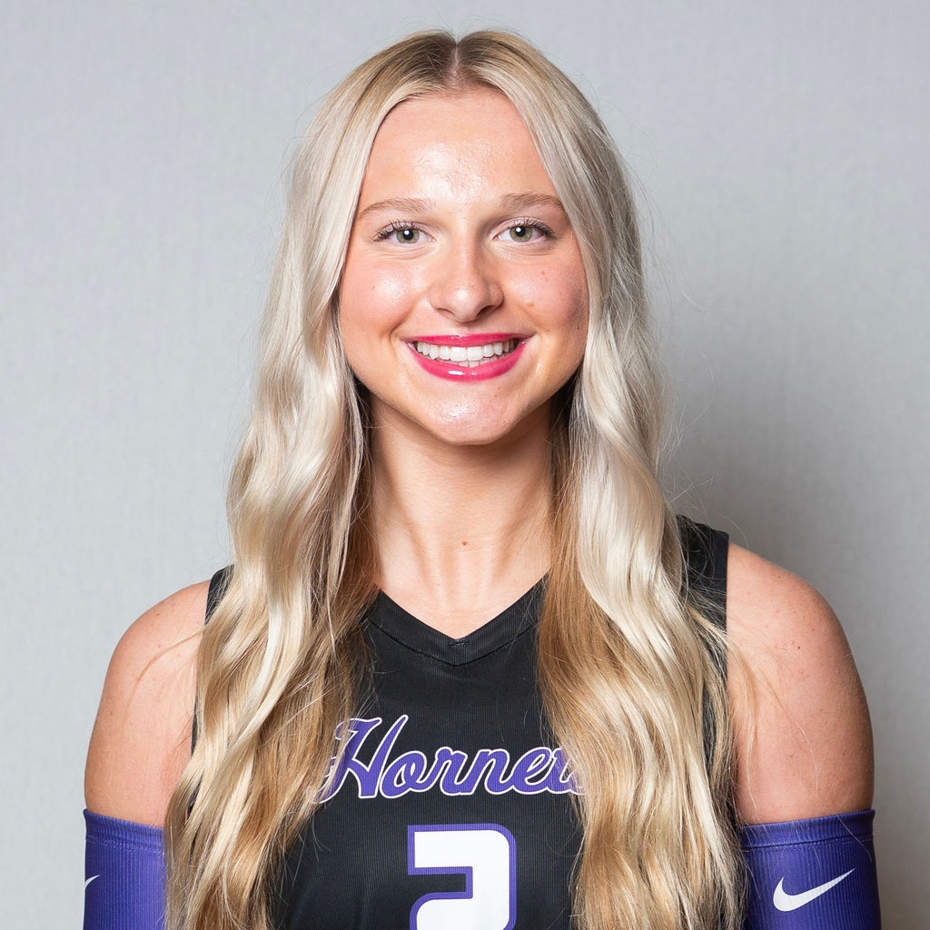Caris Claussen
