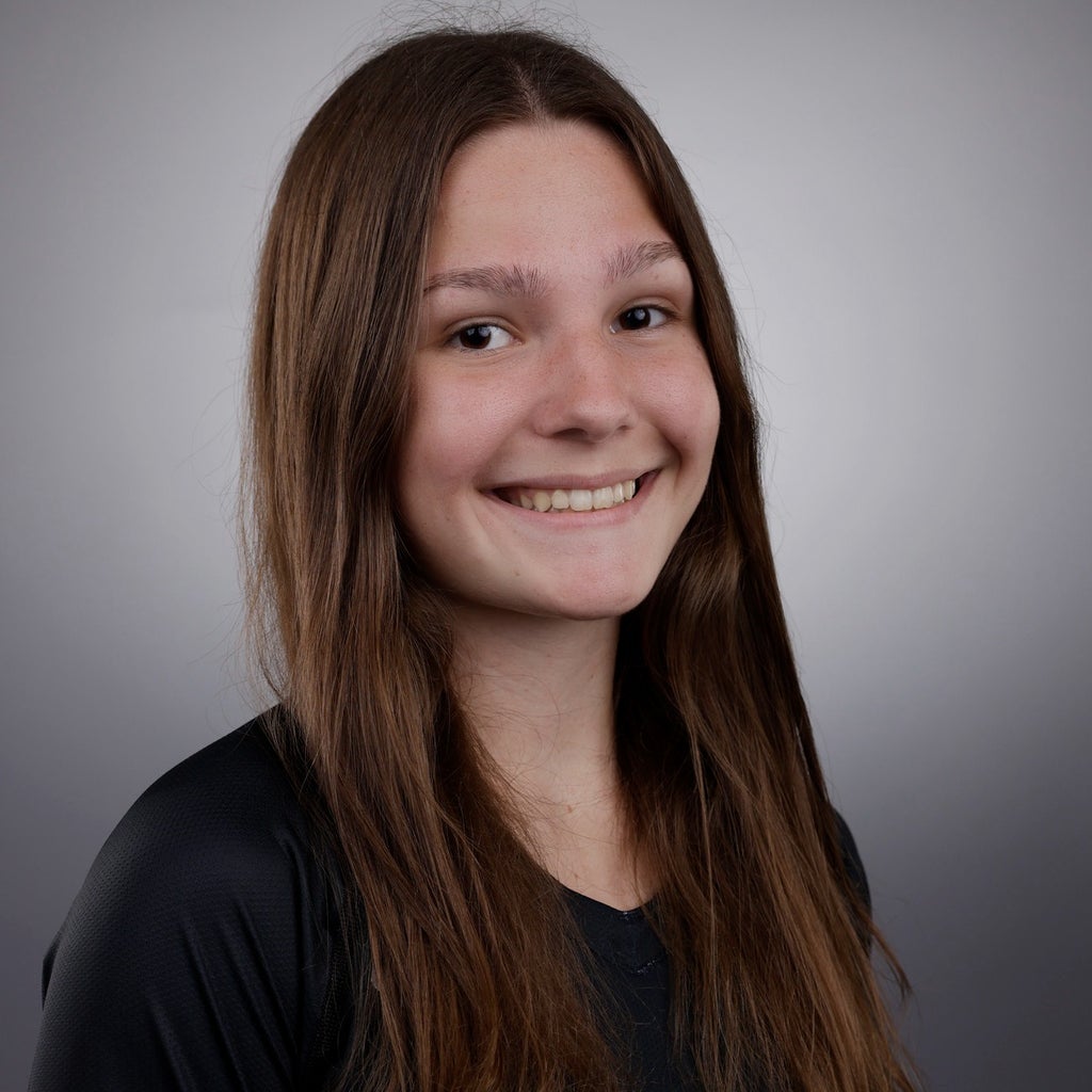 Makenzie Davis mugshot