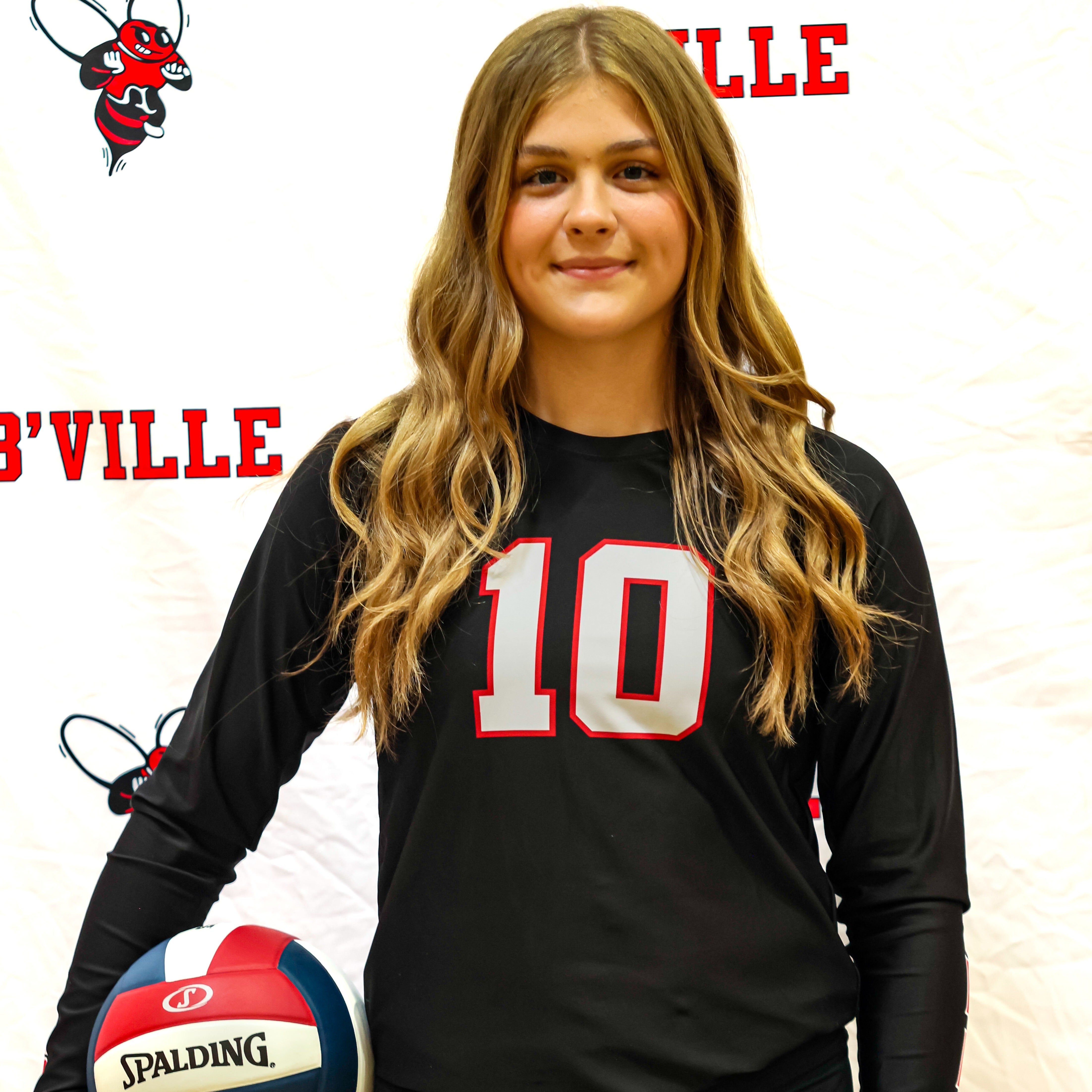 Nina Courdriet mugshot