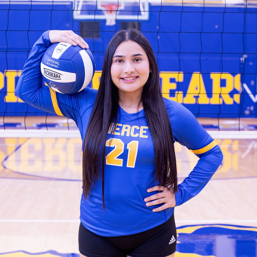 Victoria Salud mugshot