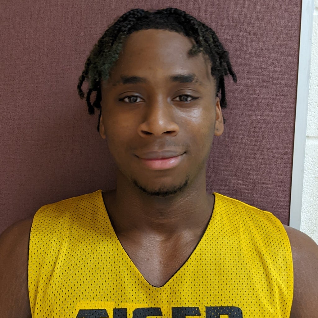 Daylan Robinson mugshot