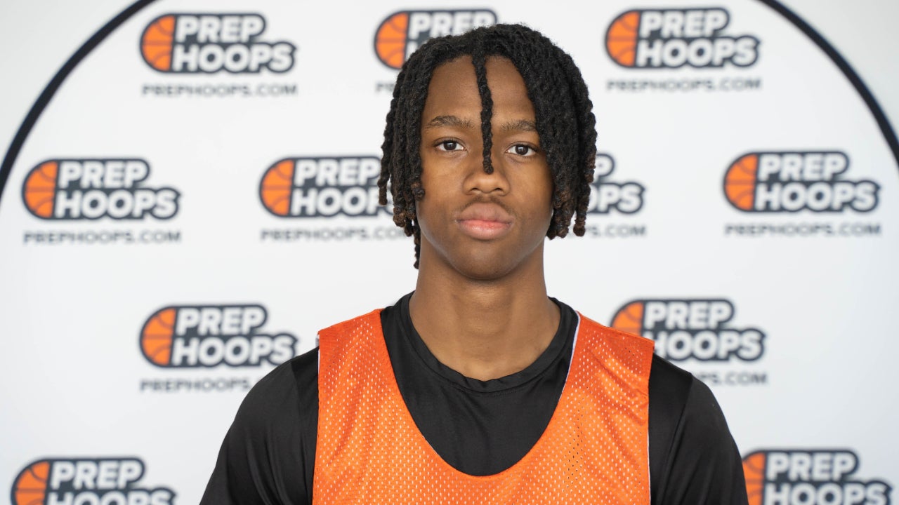 Ethan  Carter mugshot