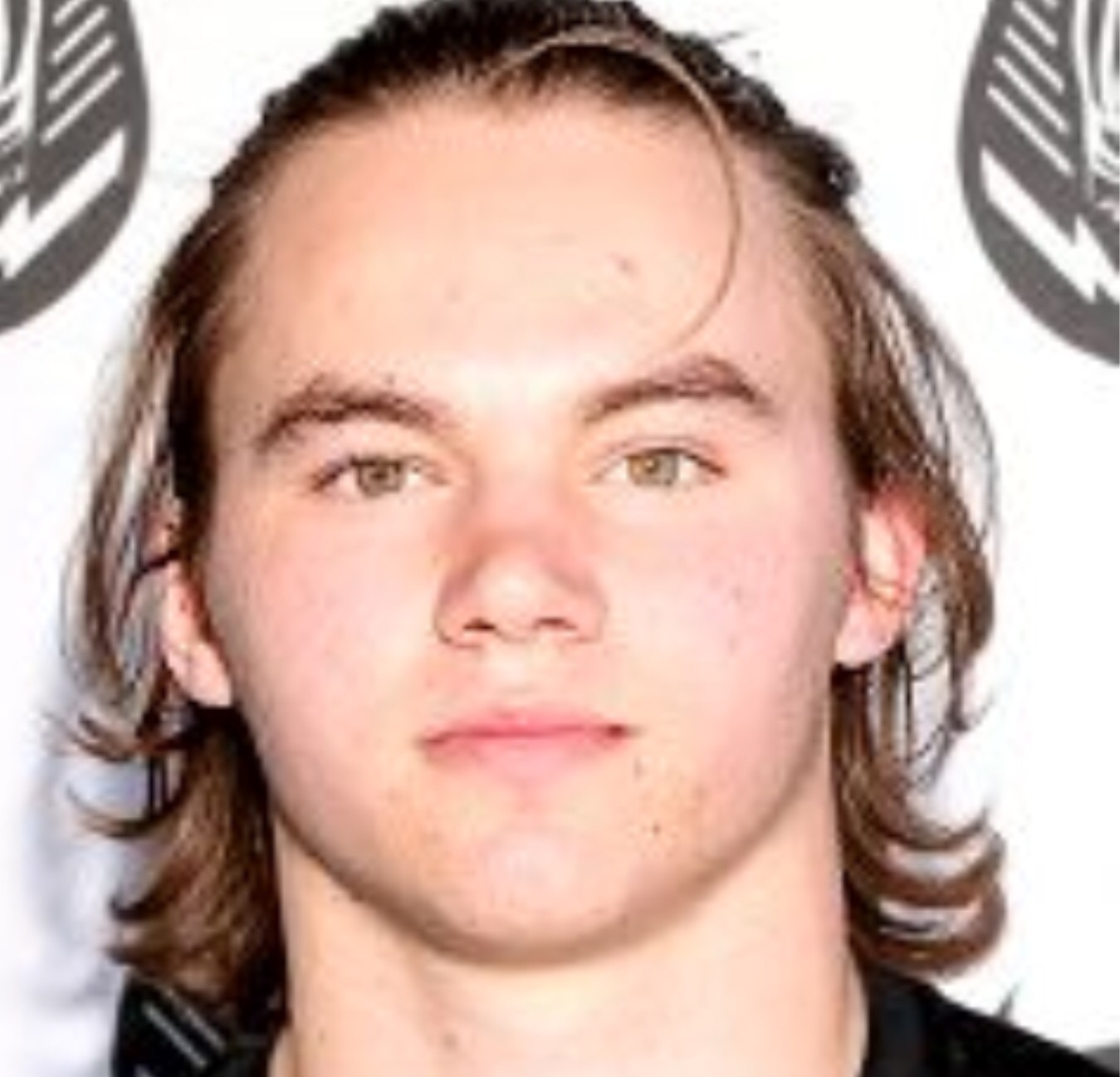 Tucker-kona Cowdin