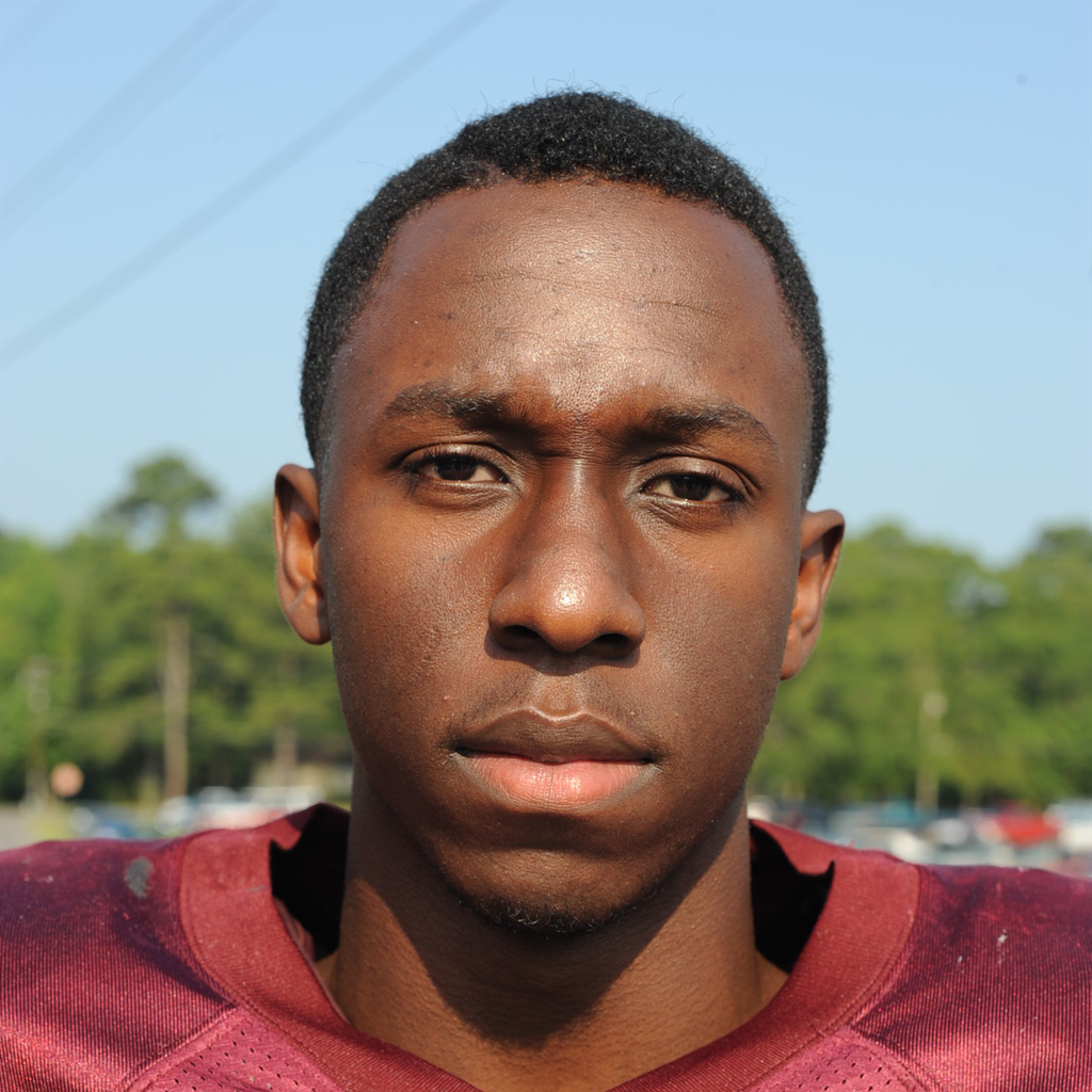 Lazavius Head mugshot