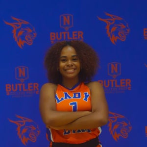 Xamiya Walton mugshot