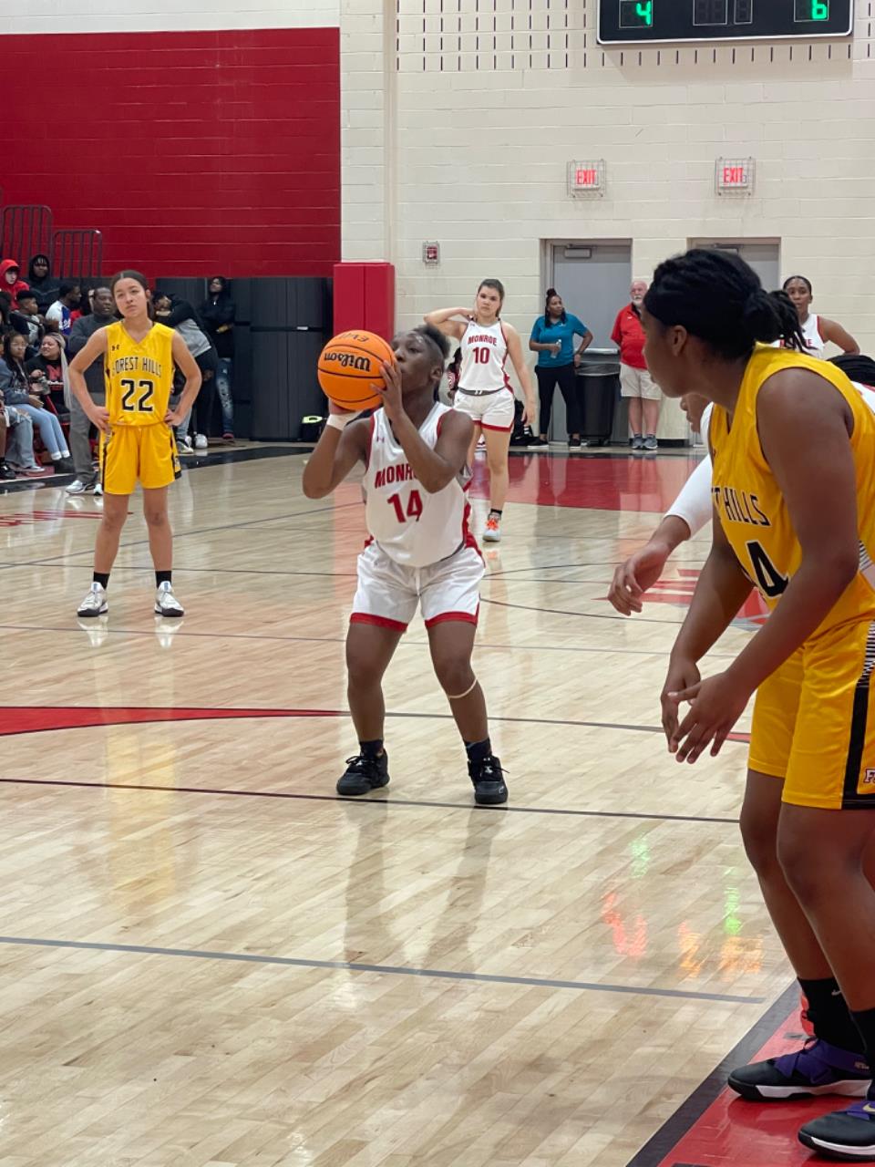 Saniya Wallace