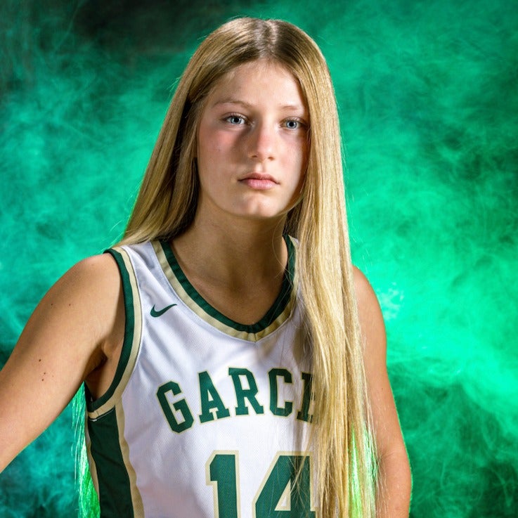 Emme Roberts mugshot