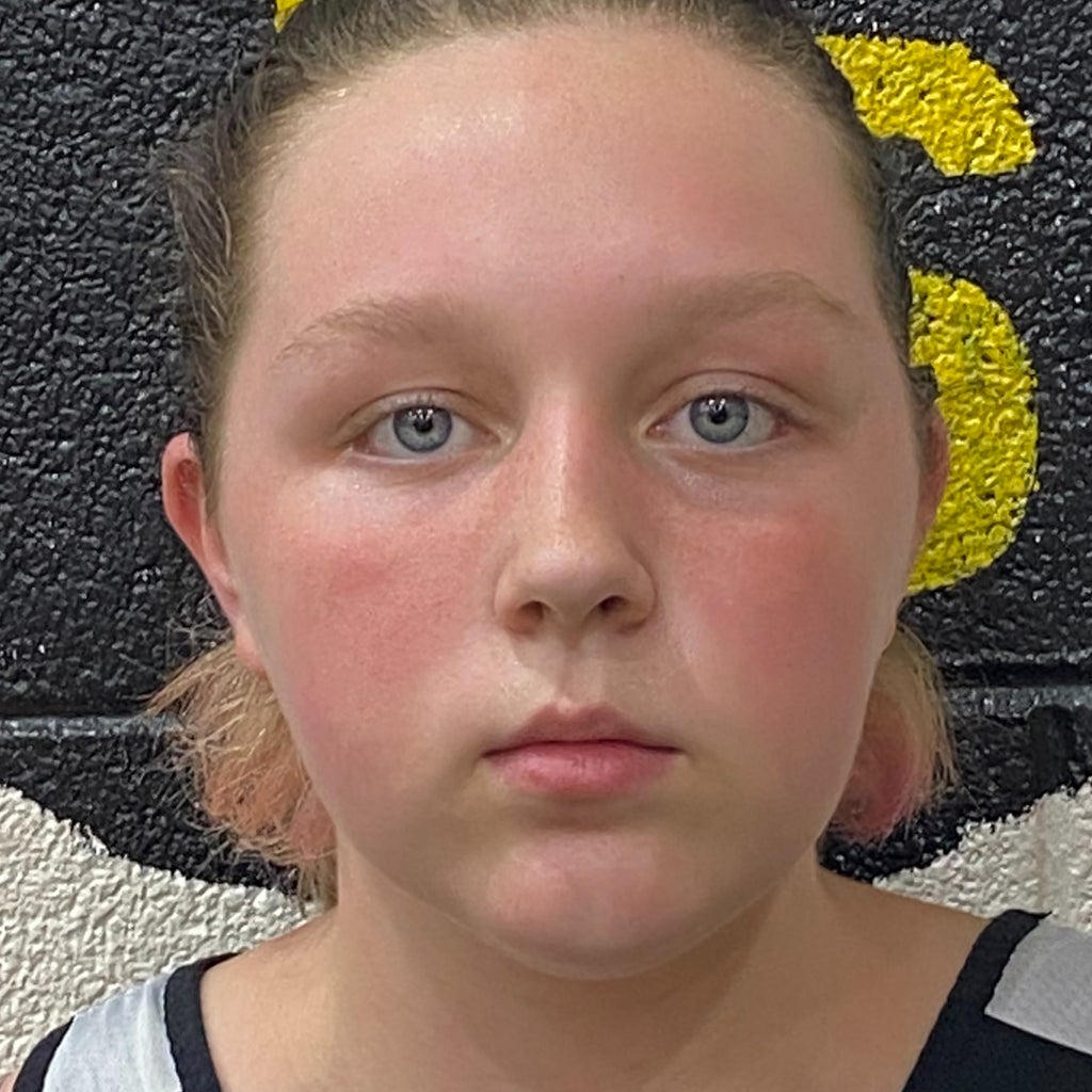 Elle Exum mugshot