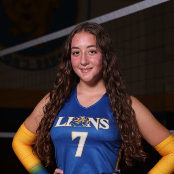 Ari Hall's Faith Christian High School Bio