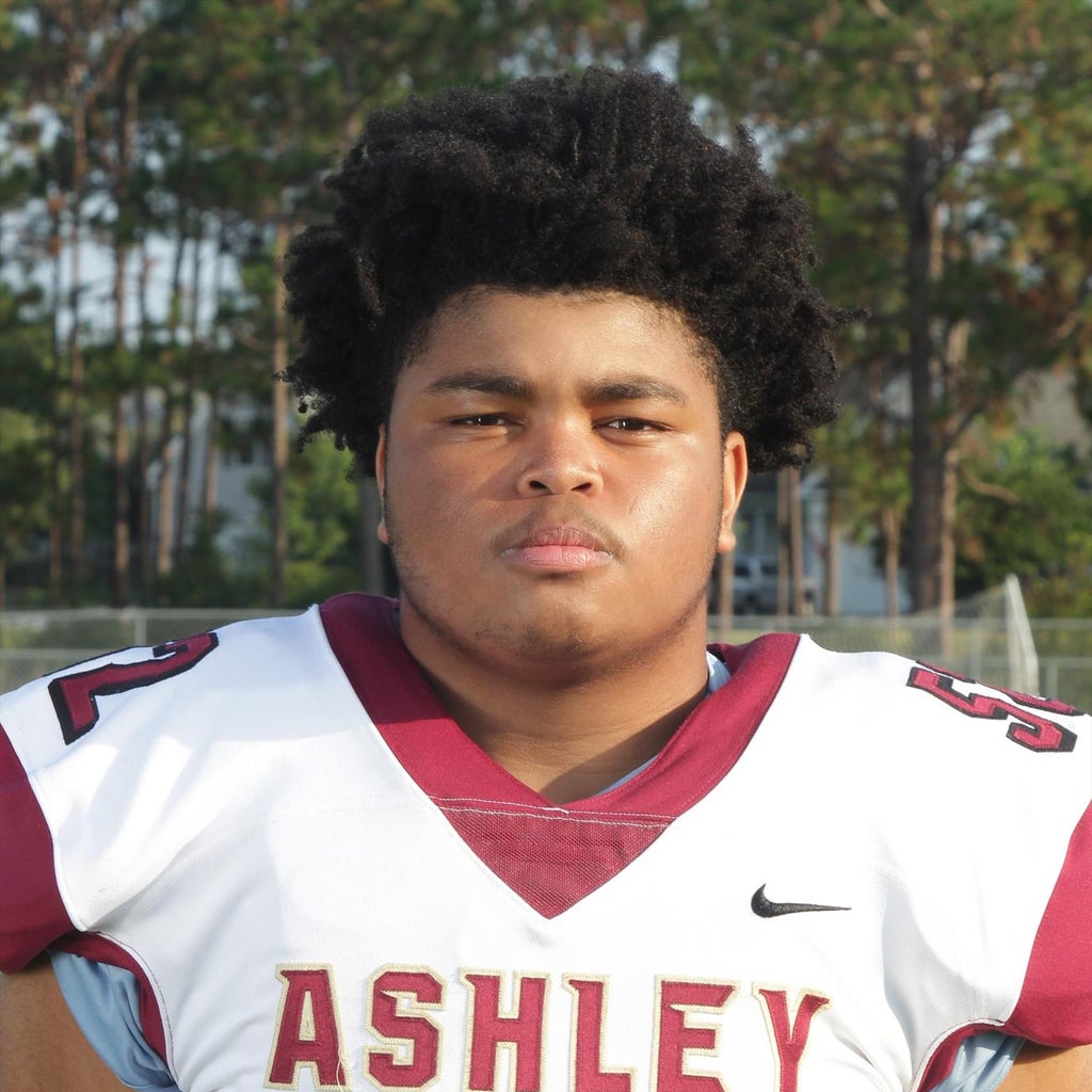 Xavier Holland