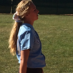 Halle Lawnhurst