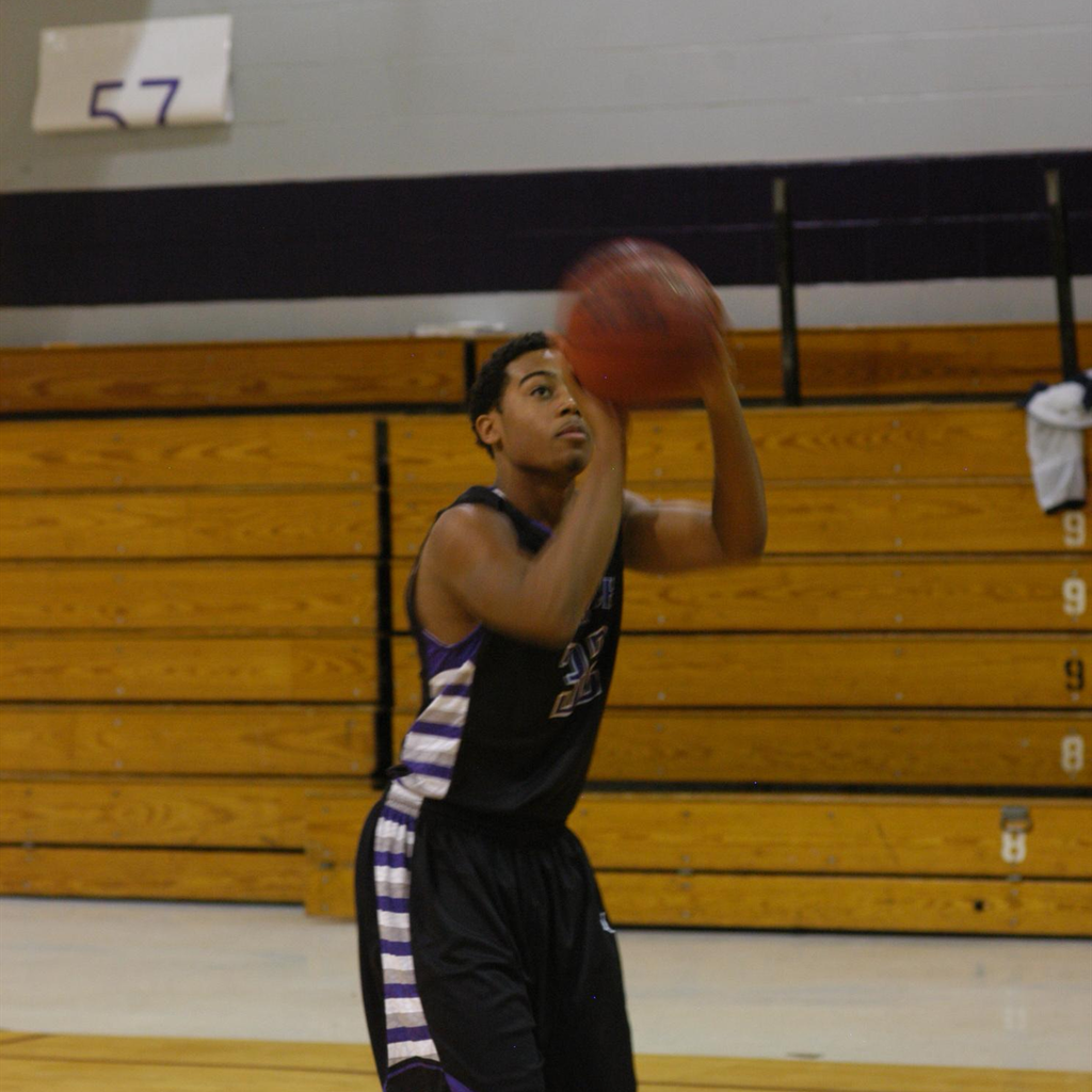 Pics: Common, R. Kelly, Da Internz, 50 Cent, Chris Brown @ Wayne Williams  All-Star Game – Fake Shore Drive®, image size:1024x1024