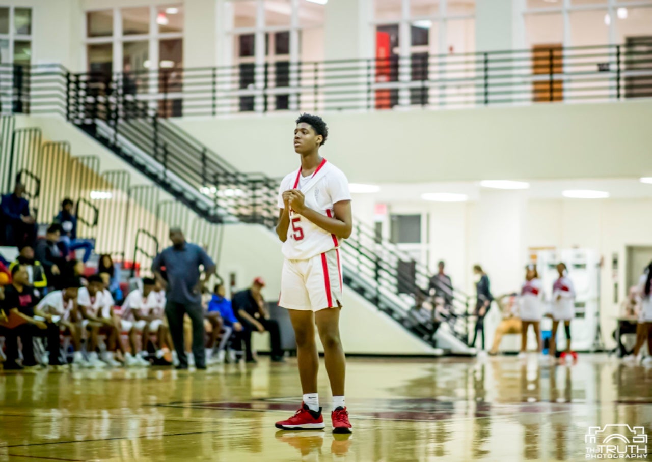 Izayah Davis